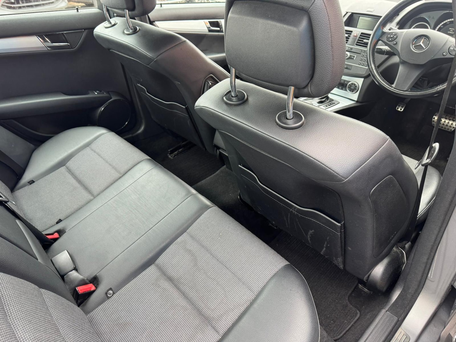 Used Mercedes-Benz C Class 2011 for sale - 78118133: Photo 13