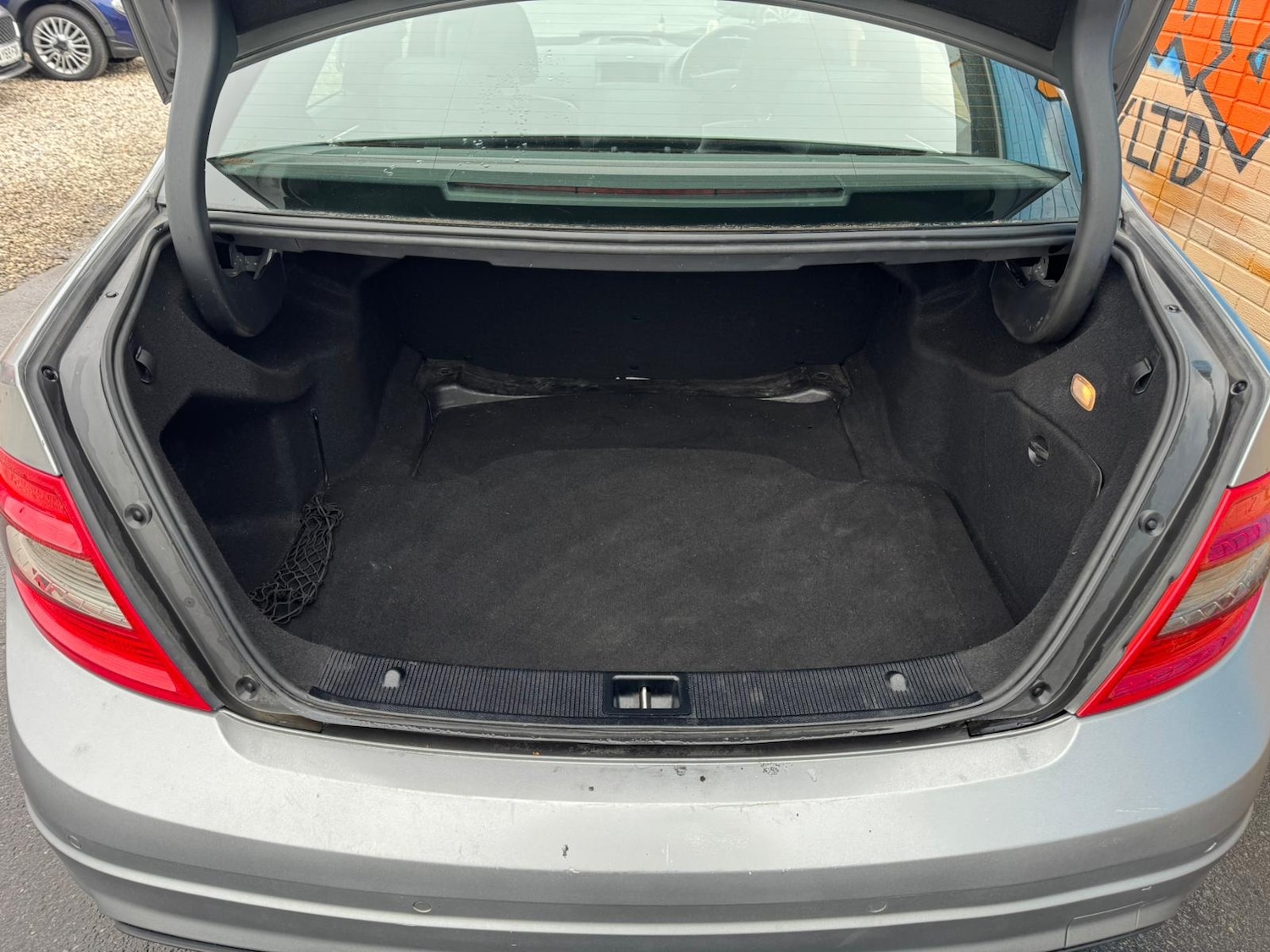 Used Mercedes-Benz C Class 2011 for sale - 78118133: Photo 15