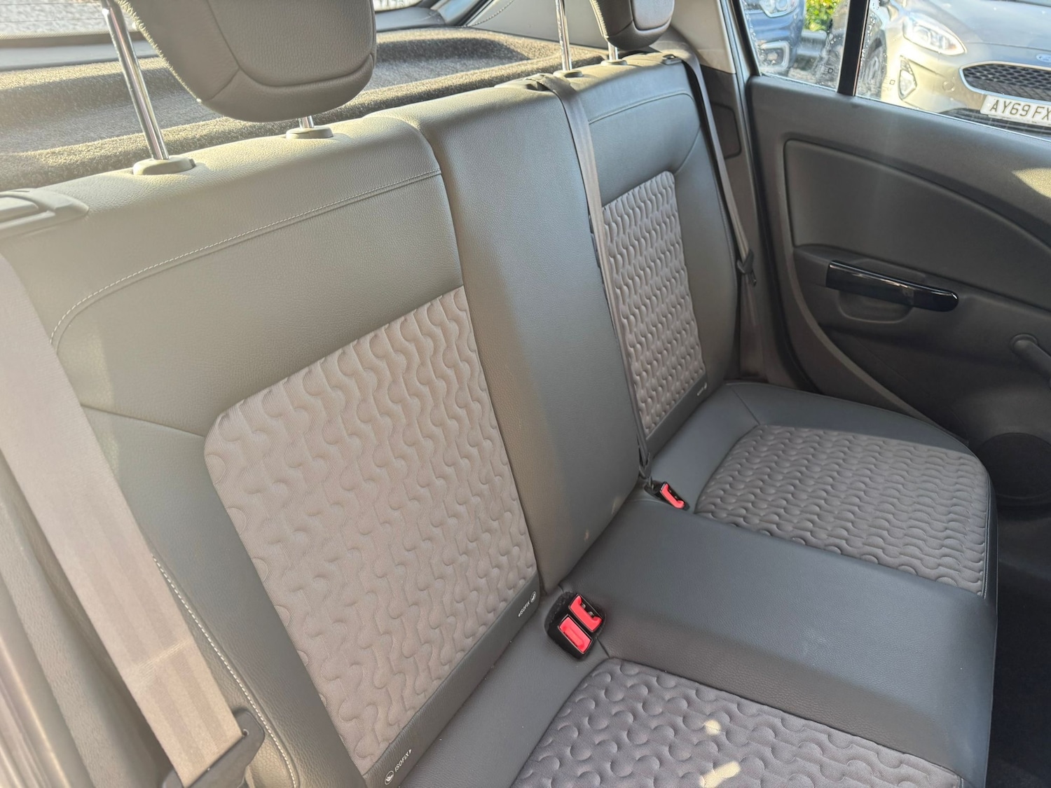 Used Vauxhall Corsa 2015 for sale - 77810306: Photo 12