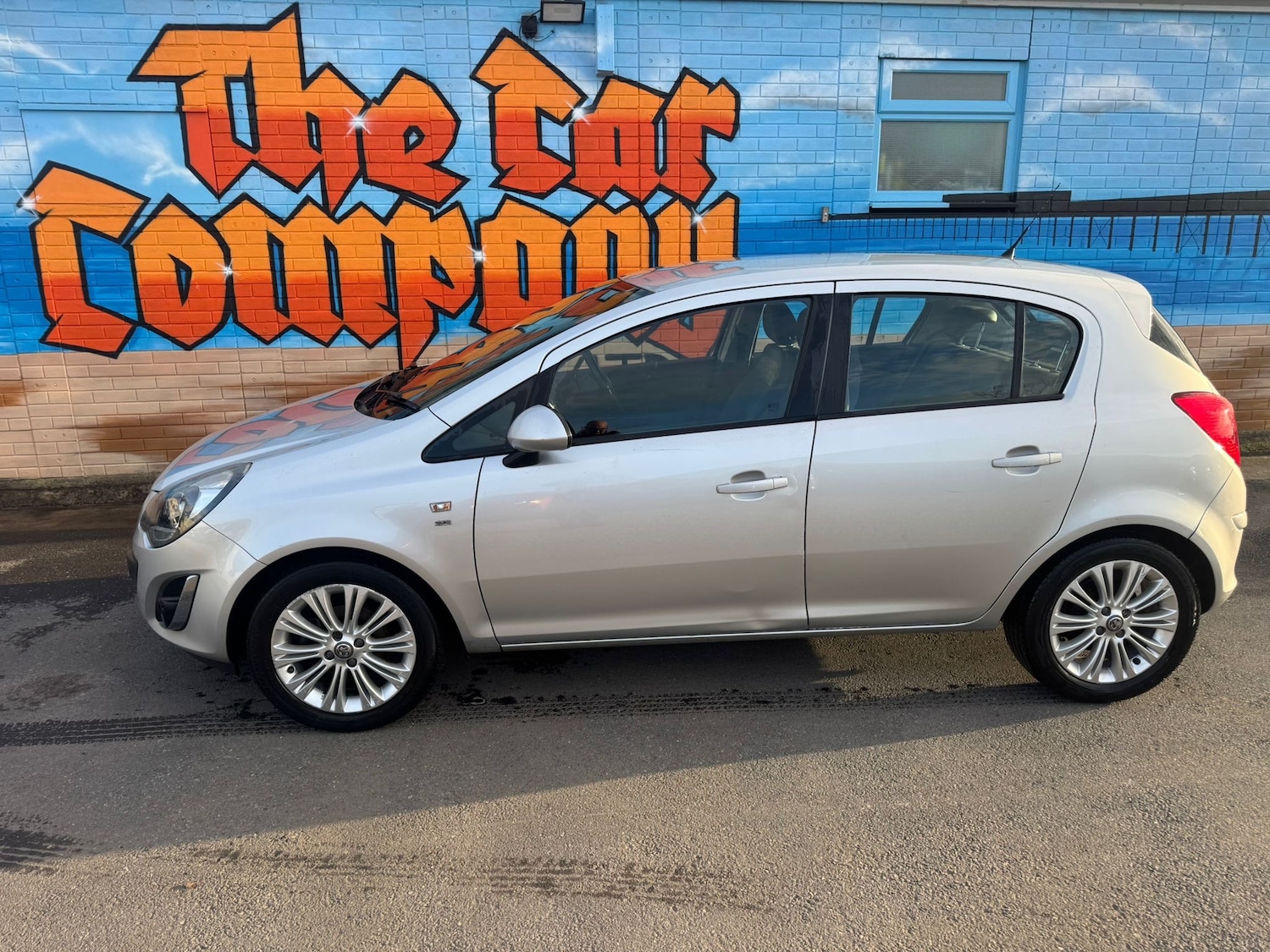 Used Vauxhall Corsa 2015 for sale - 77810306: Photo 7