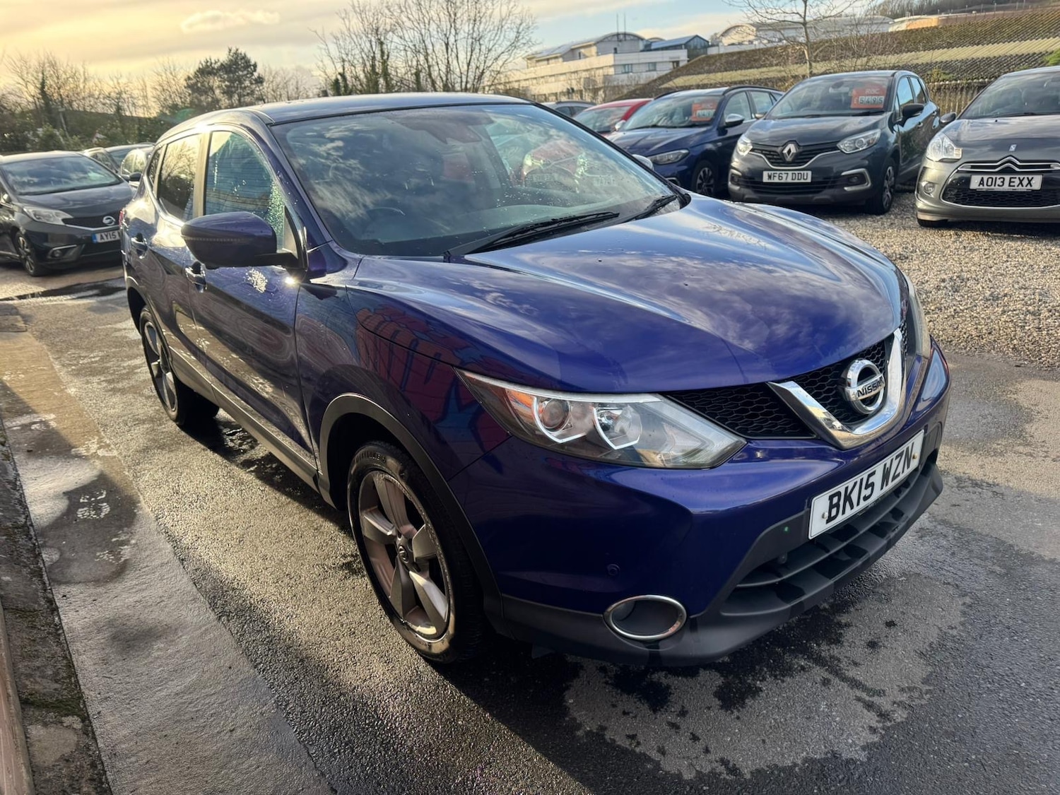 Used Nissan Qashqai 2015 for sale - 77885509: Photo 2