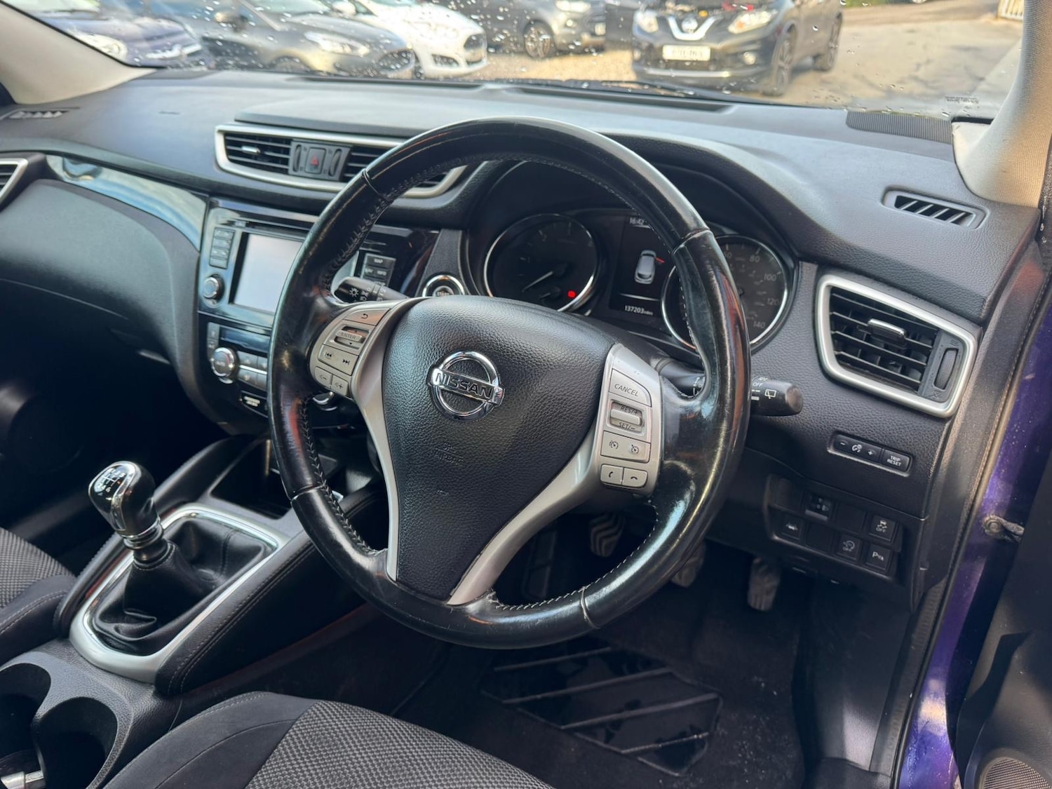 Used Nissan Qashqai 2015 for sale - 77885509: Photo 9