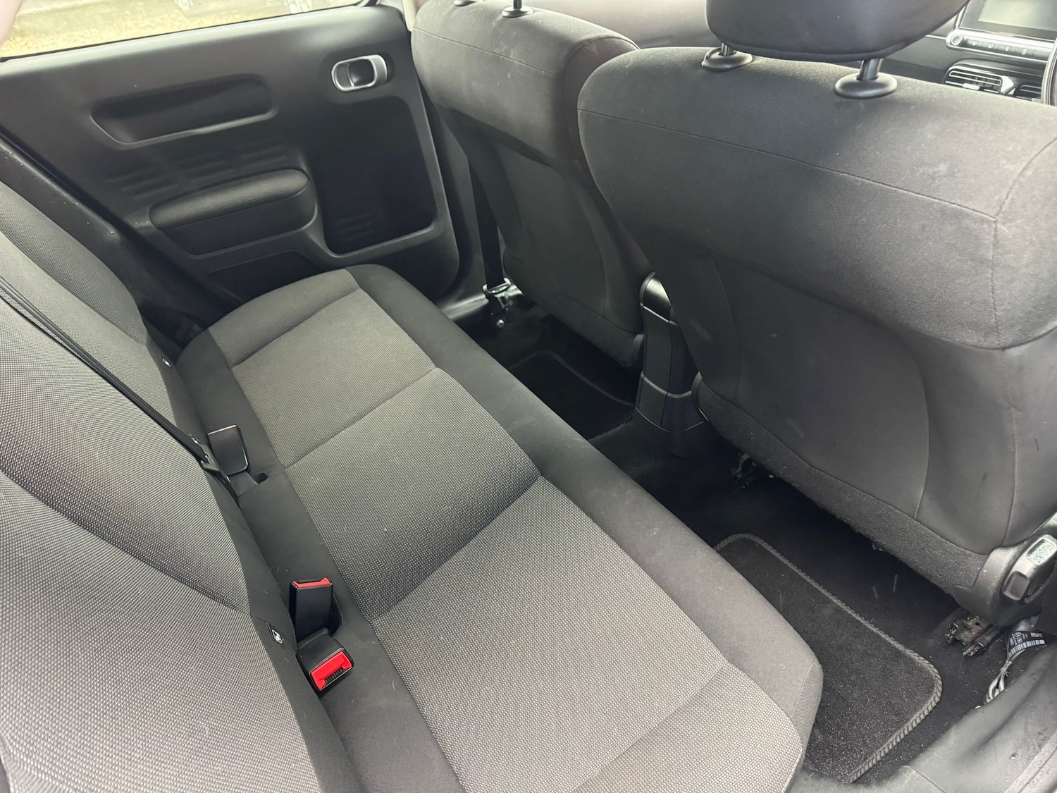 Used Citroen C4 Cactus 2016 for sale - 76466231: Photo 11