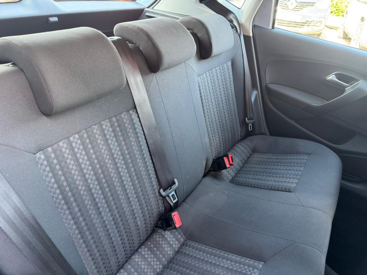 Used Volkswagen Polo 2016 for sale - 77654126: Photo 11