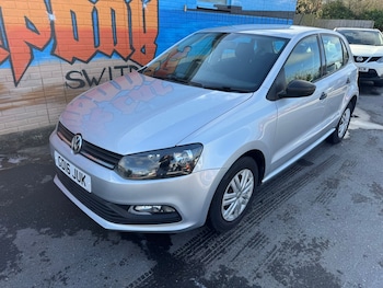 Used Volkswagen Polo 2016 for sale - 77654126: Photo