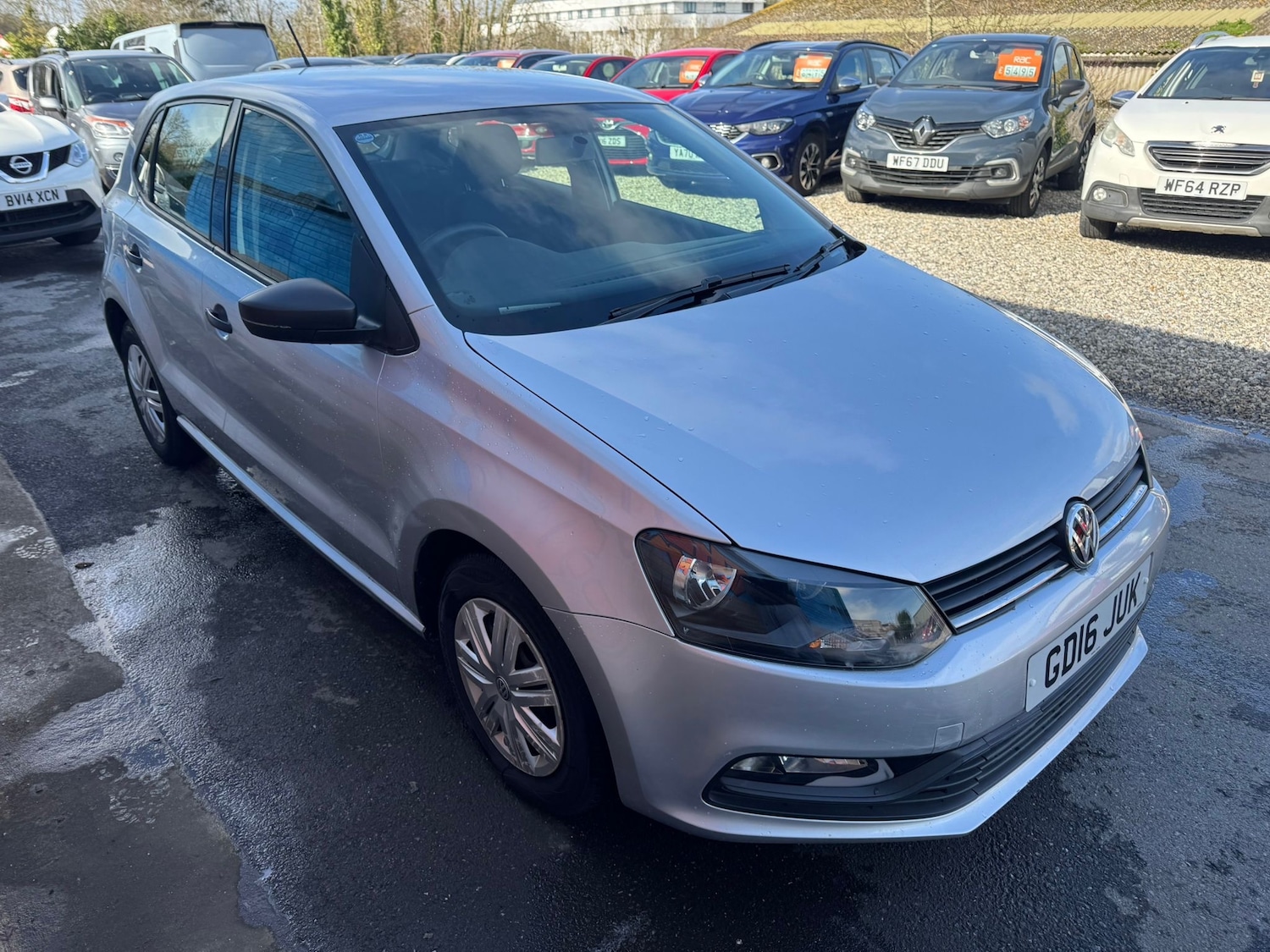 Used Volkswagen Polo 2016 for sale - 77654126: Photo 2