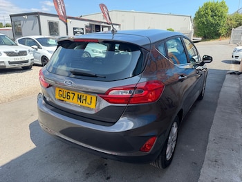 Used Ford Fiesta 2017 for sale - 79539436: Photo