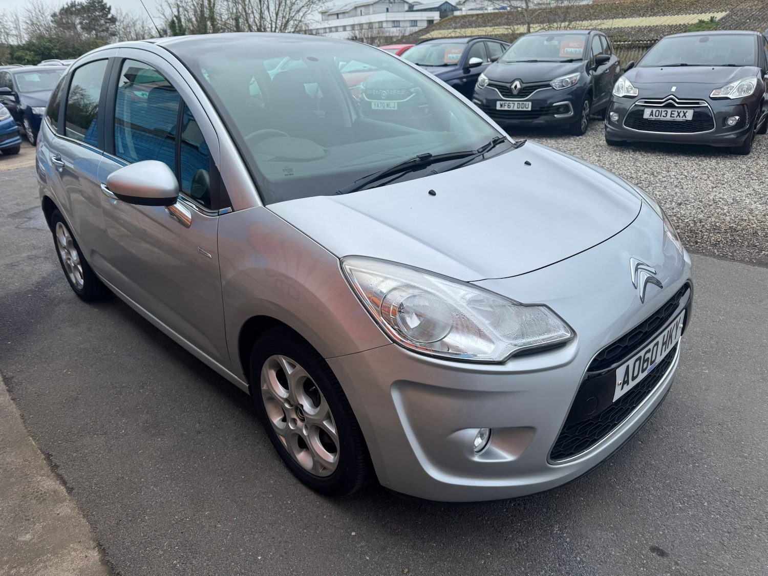 Used Citroen C3 2010 for sale - 77911350: Photo 2