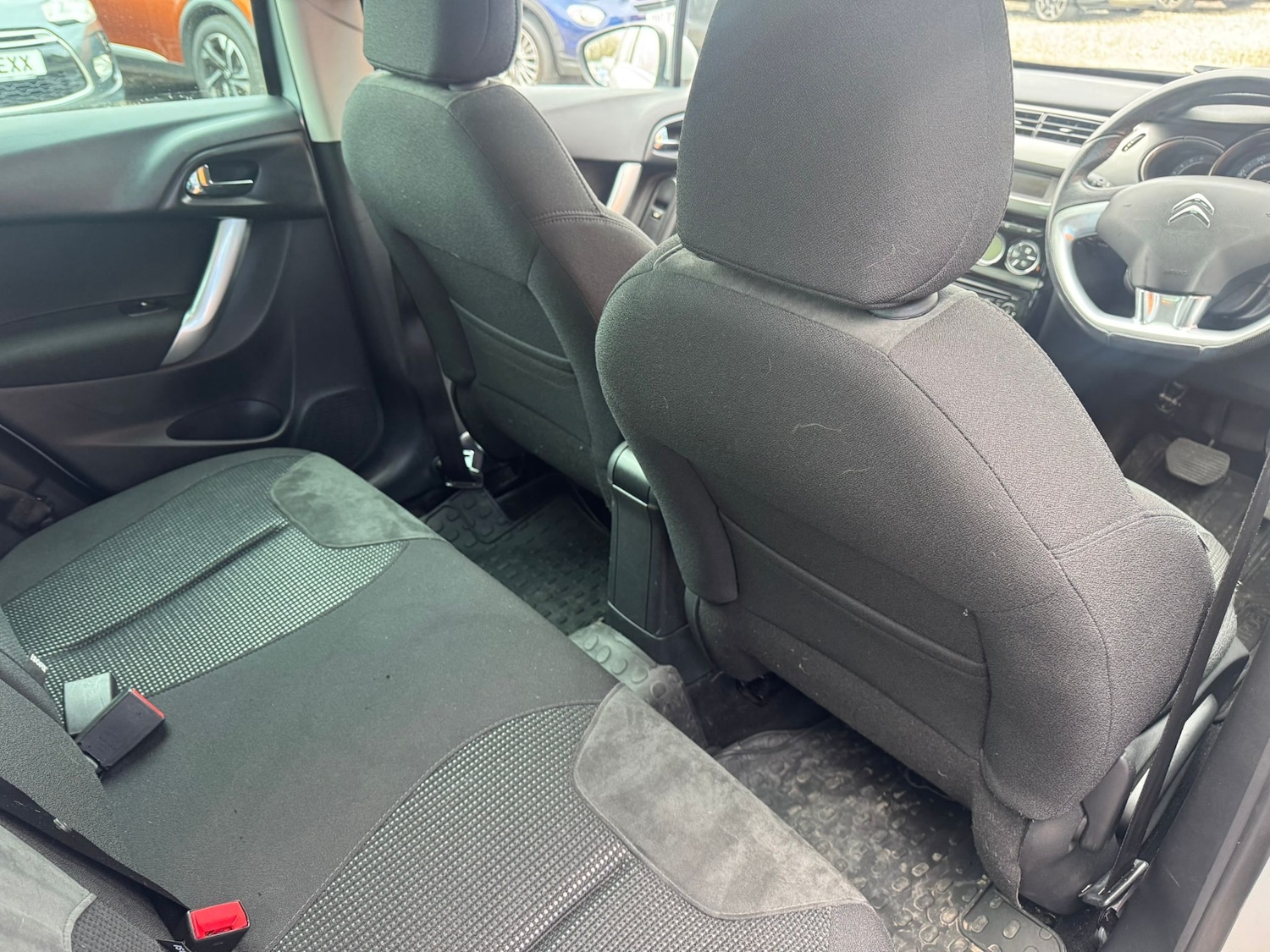 Used Citroen C3 2010 for sale - 77911350: Photo 9