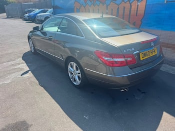 Used Mercedes-Benz E Class 2010 for sale - 79673716: Photo