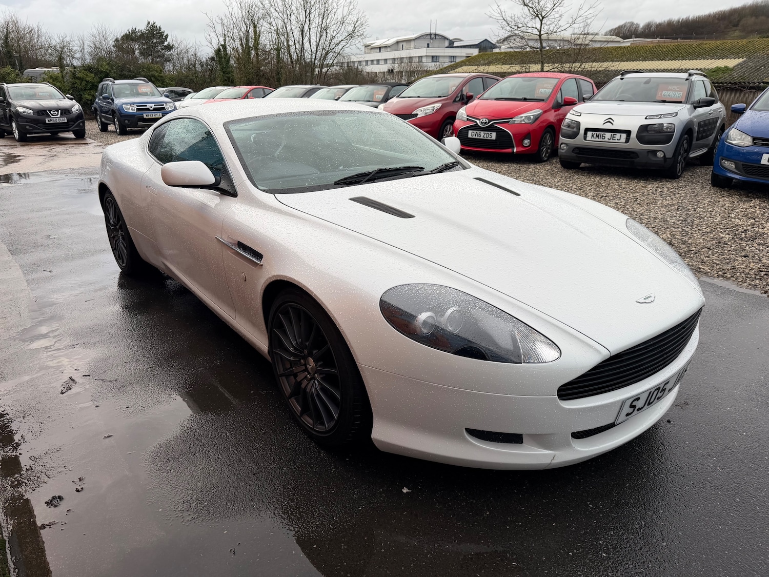 Used Aston Martin DB9 2005 for sale - 76949837: Photo 2