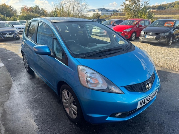 Used Honda Jazz 2009 for sale - 76305340: Photo 2