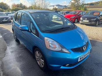 Used Honda Jazz 2009 for sale - 76305340: Photo 2