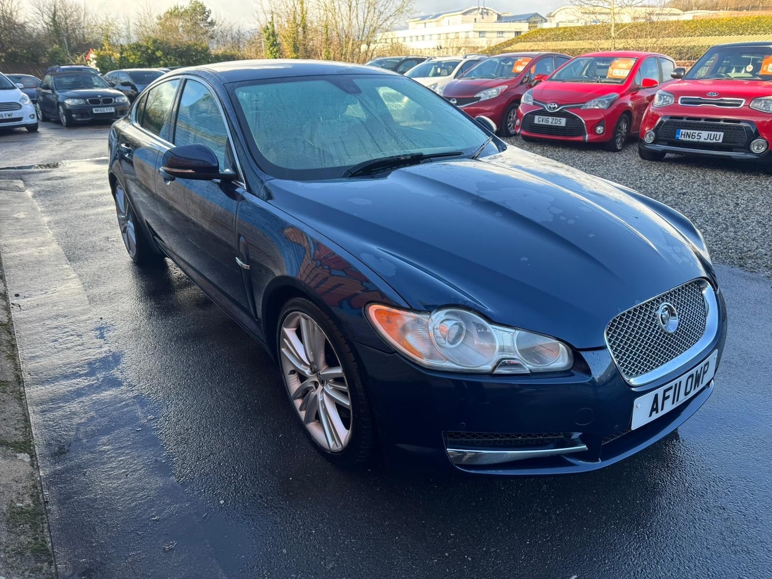 Used Jaguar XF 2011 for sale - 77234048: Photo 2