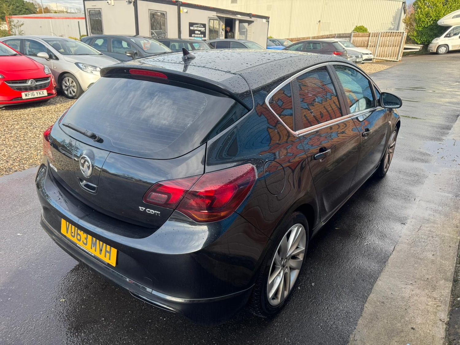 Used Vauxhall Astra 2013 for sale - 76438929: Photo 3