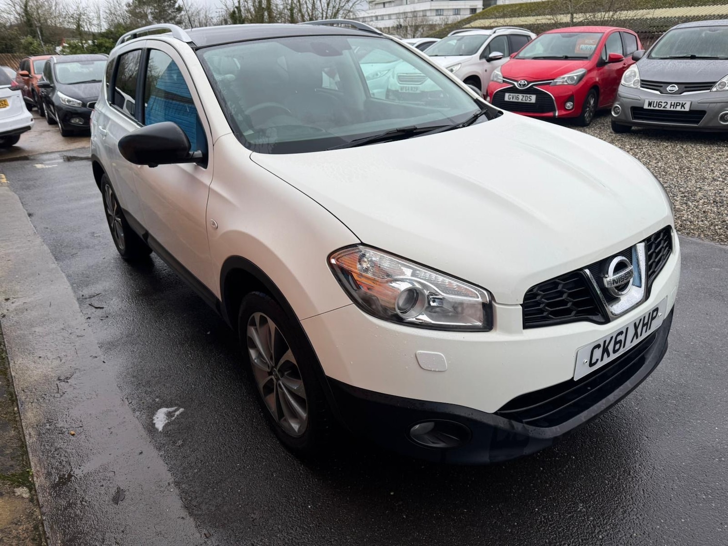 Used Nissan Qashqai 2011 for sale - 77368812: Photo 2