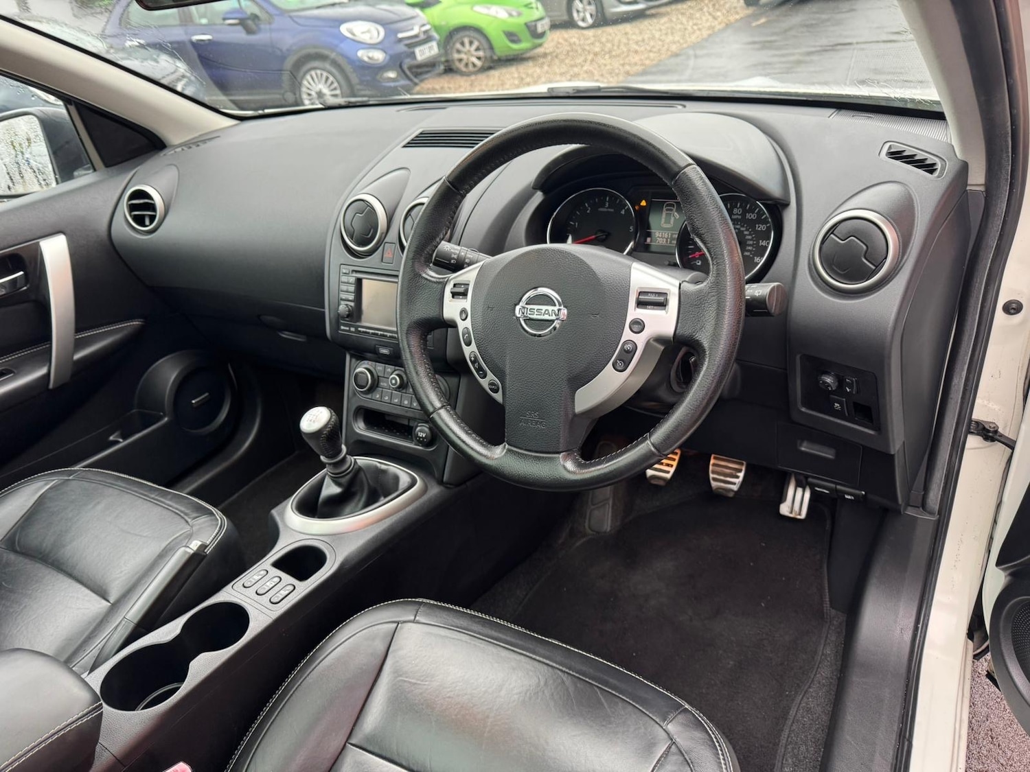 Used Nissan Qashqai 2011 for sale - 77368812: Photo 8