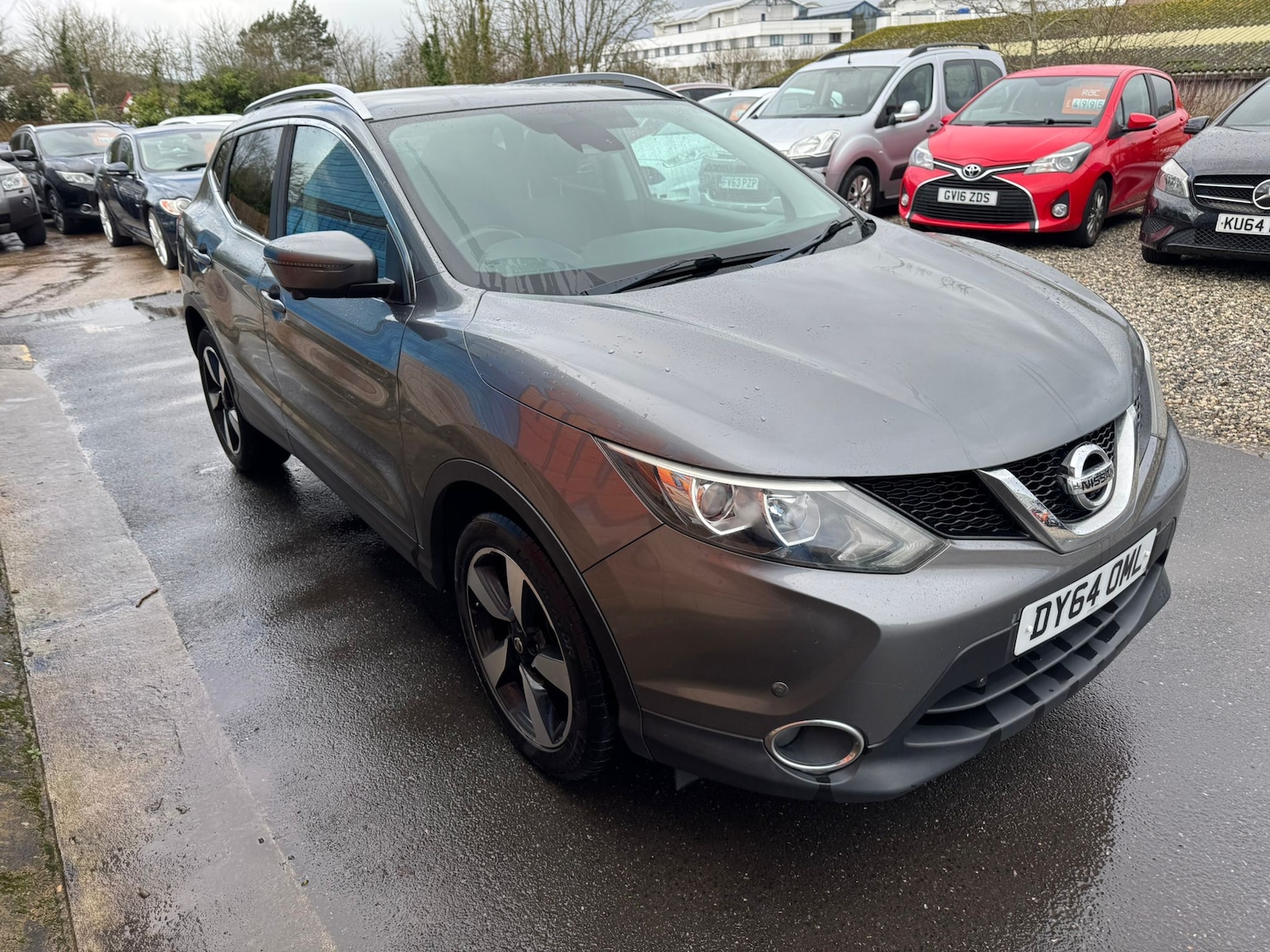 Used Nissan Qashqai for sale - 77477049: Photo 2
