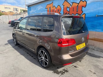 Used Volkswagen Touran 2012 for sale - 79673705: Photo
