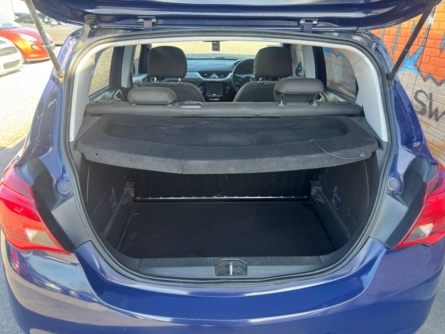 Used Vauxhall Corsa 2017 for sale - 76232309: Photo 11