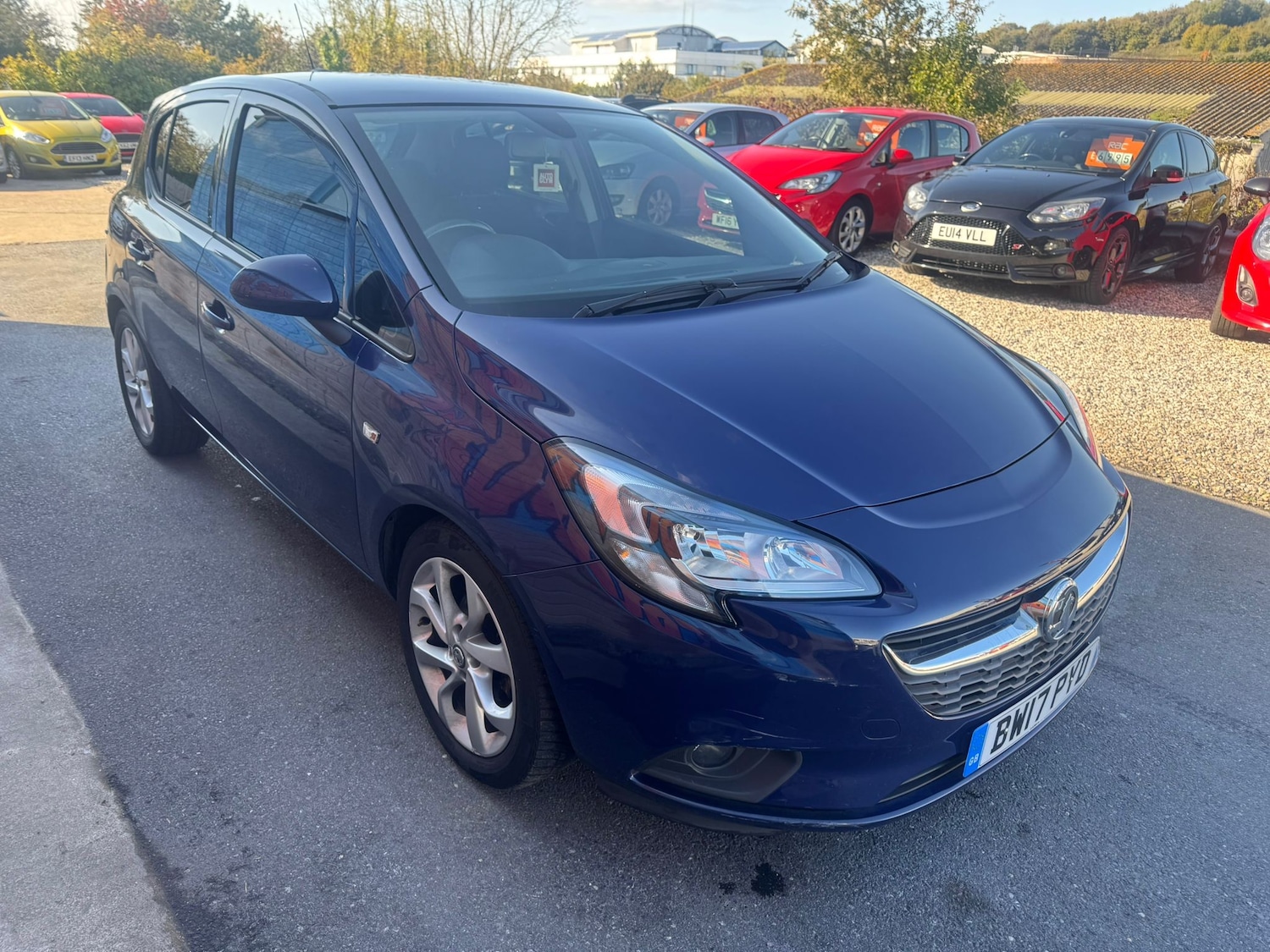Used Vauxhall Corsa 2017 for sale - 76232309: Photo 2