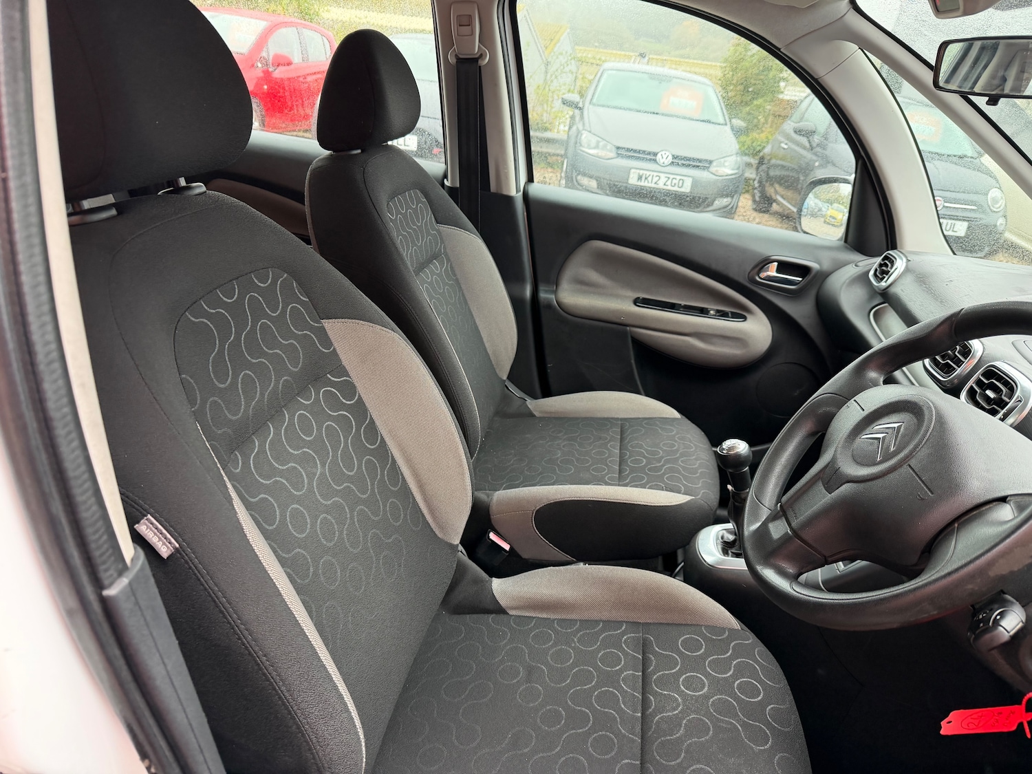 Used Citroen C3 Picasso 2009 for sale - 76165181: Photo 9