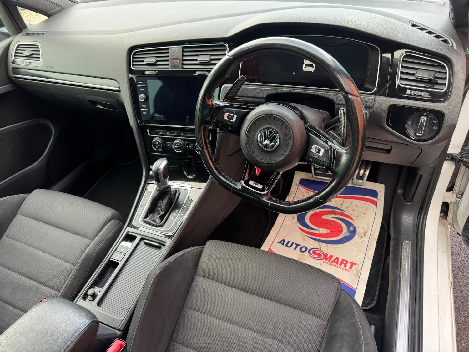 Used Volkswagen Golf 2015 for sale - 76362277: Photo 11