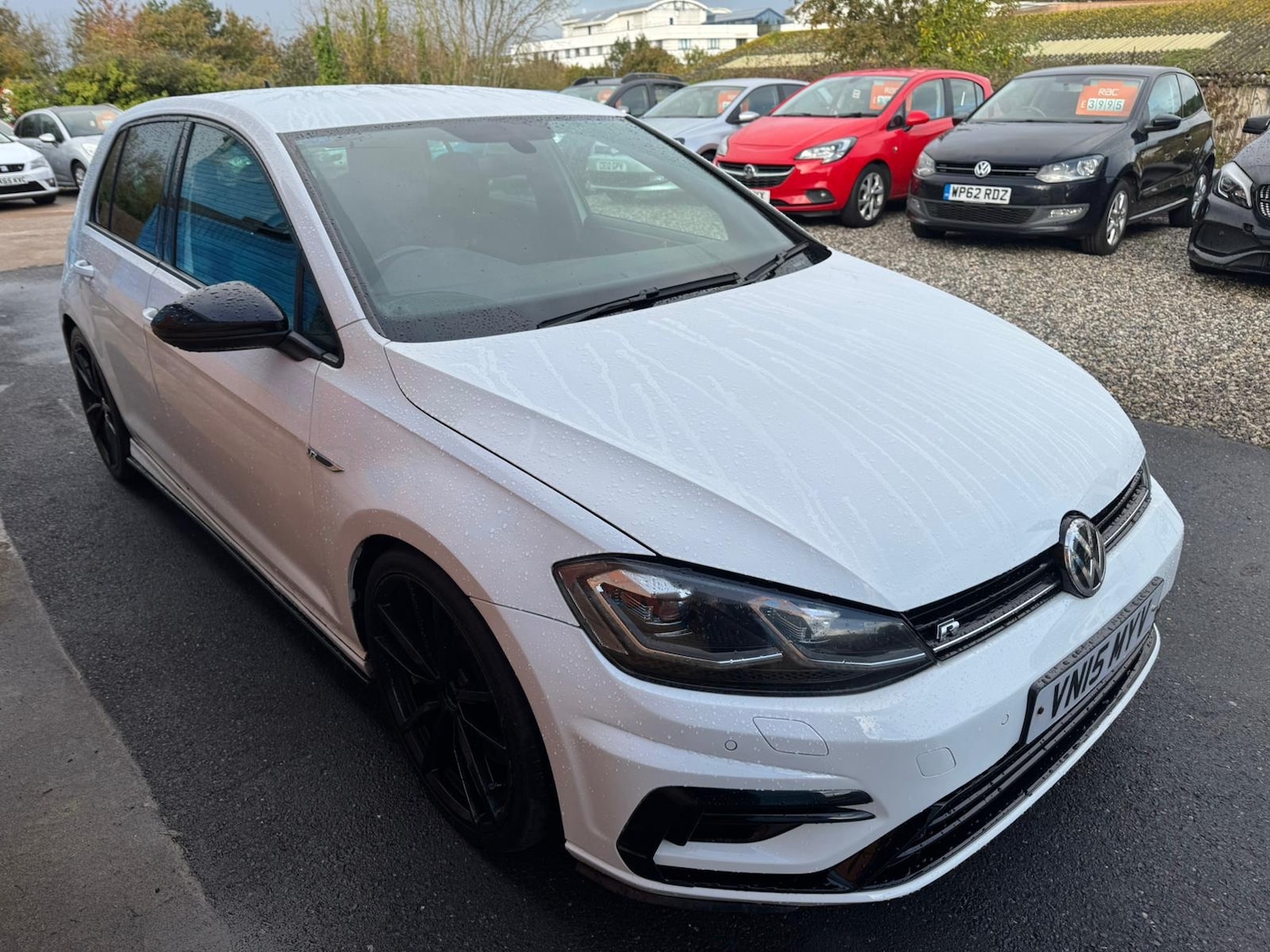 Used Volkswagen Golf 2015 for sale - 76362277: Photo 2