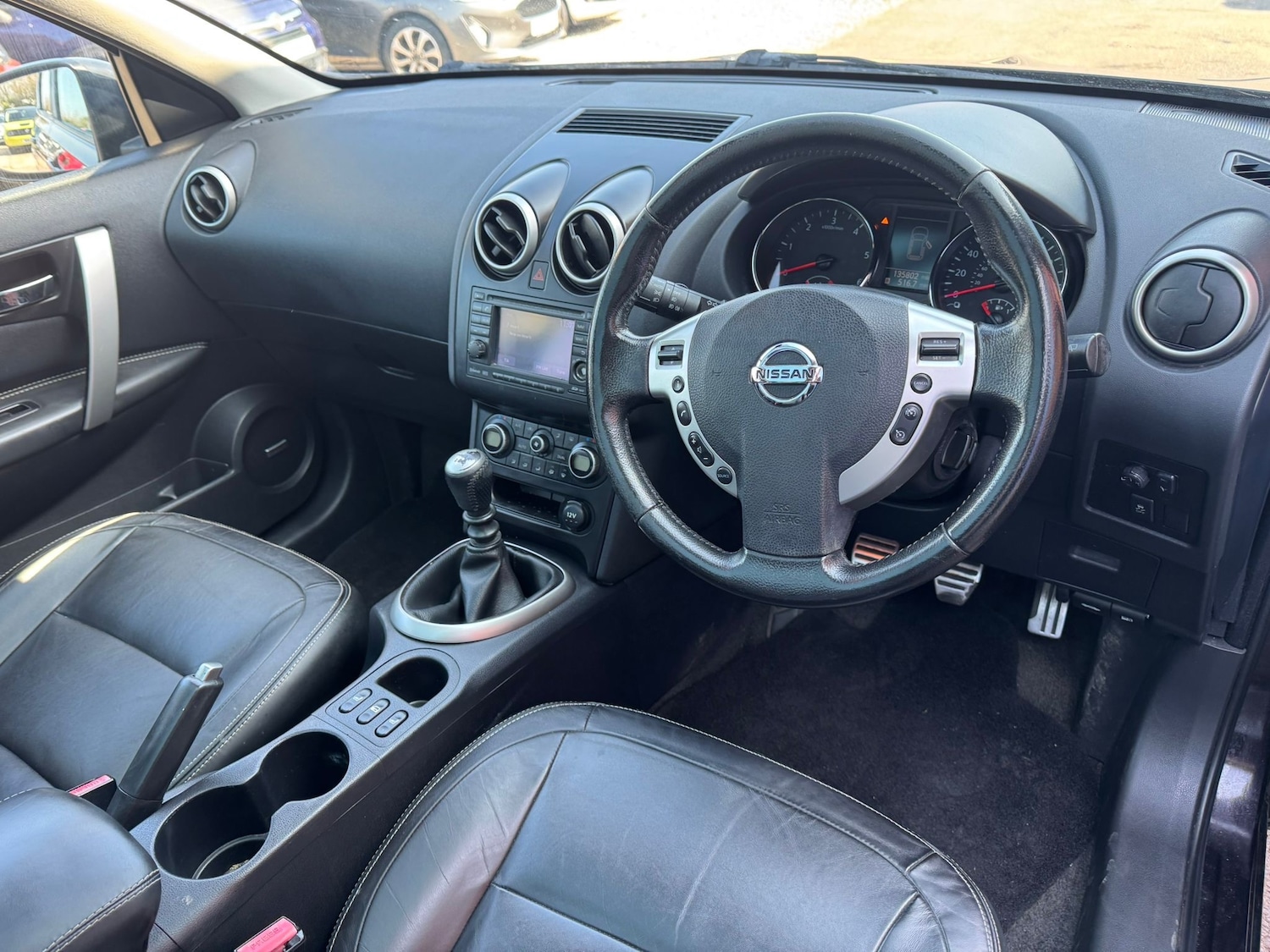 Used Nissan Qashqai 2010 for sale - 77971832: Photo 8