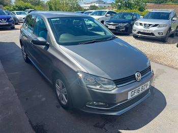 Used Volkswagen Polo 2016 for sale - 78840747: Photo