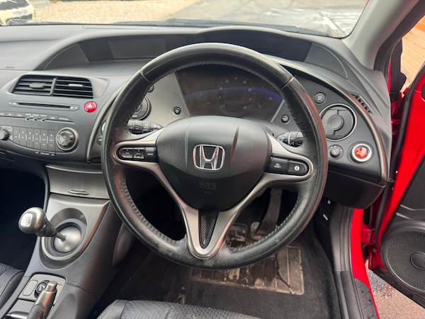 Used Honda Civic 2010 for sale - 76311666: Photo 8