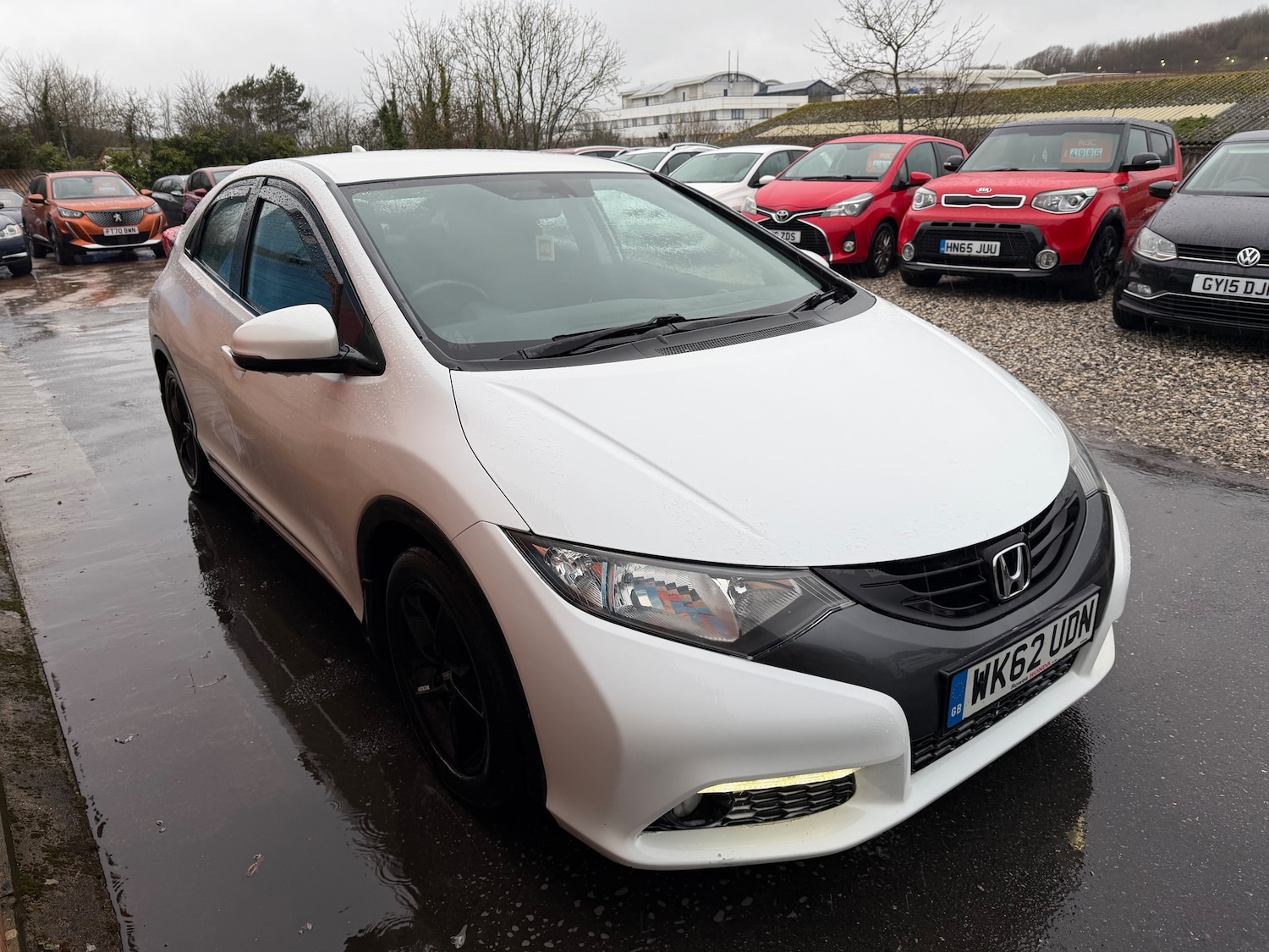 Used Honda Civic 2012 for sale - 77262880: Photo 2