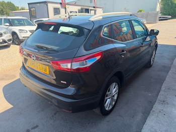 Used Nissan Qashqai 2016 for sale - 79514395: Photo