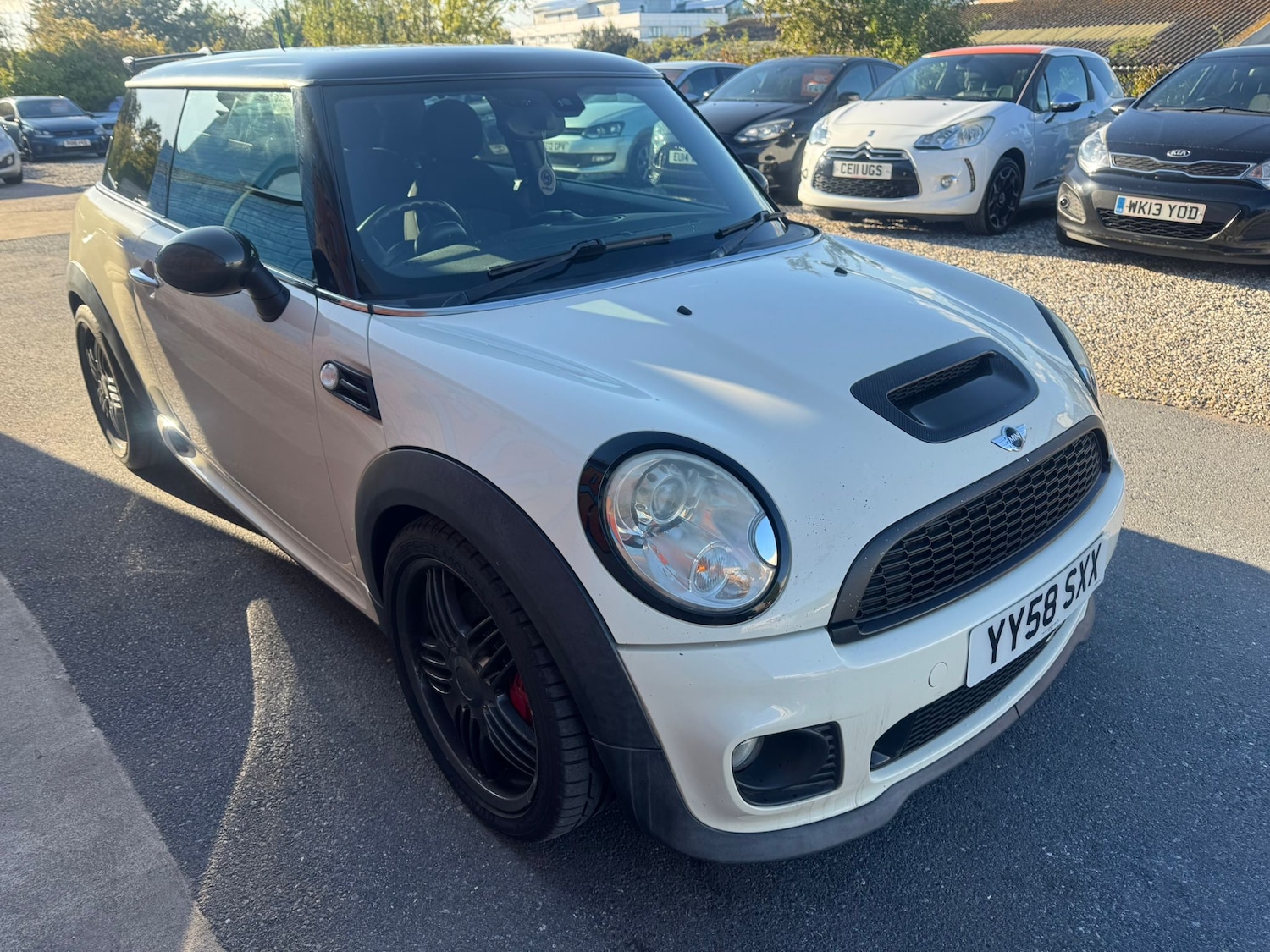 Used MINI Hatch 2009 for sale - 76046986: Photo 2