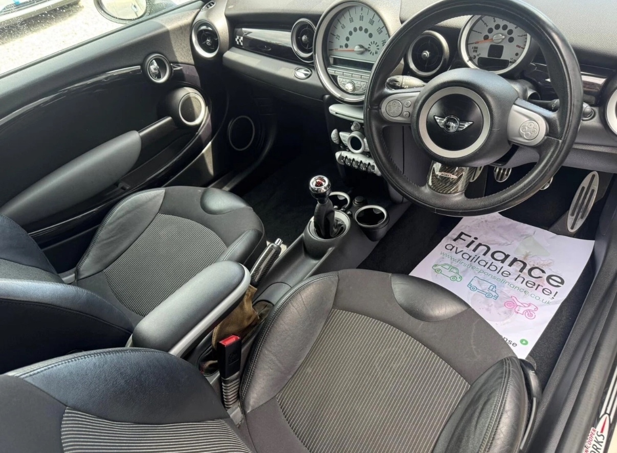 Used MINI Hatch 2009 for sale - 76046986: Photo 8