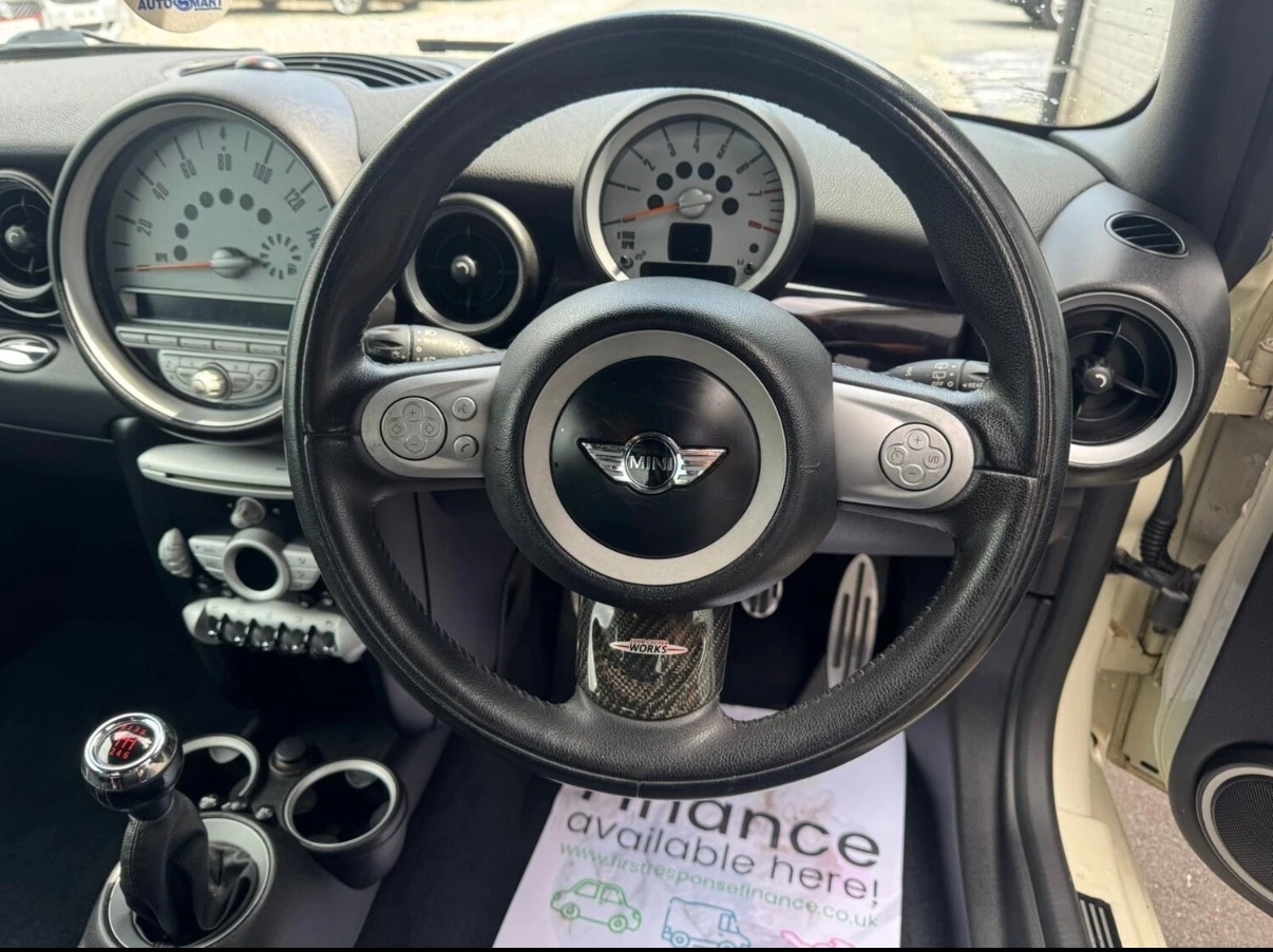 Used MINI Hatch 2009 for sale - 76046986: Photo 9