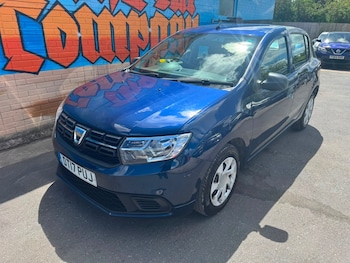 Used Dacia Sandero 2017 for sale - 78840699: Photo
