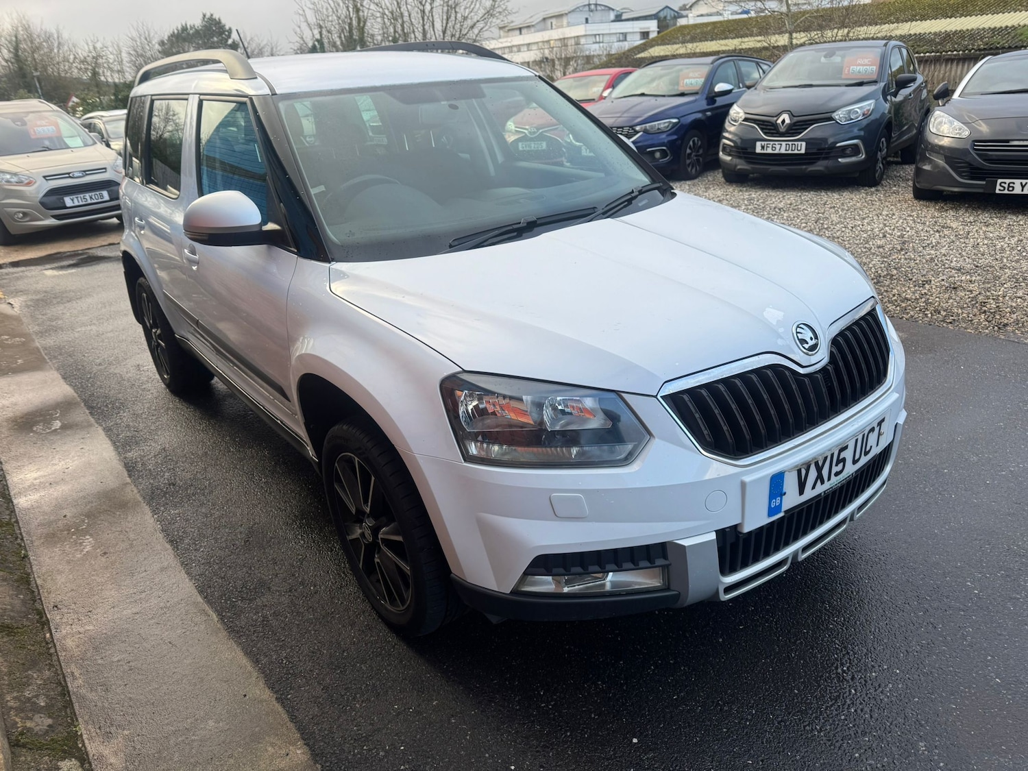 Used Skoda Yeti 2015 for sale - 77692061: Photo 2