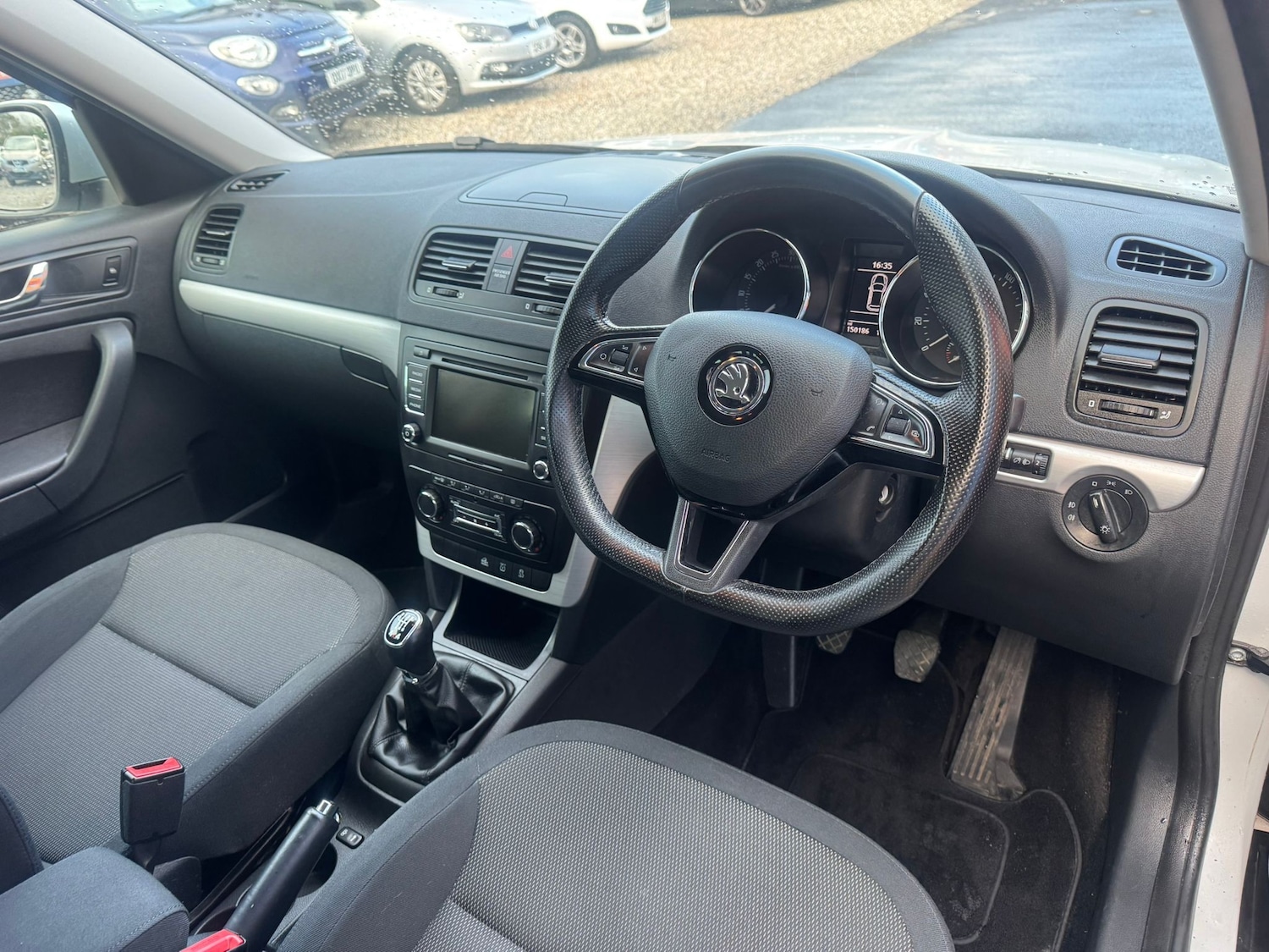 Used Skoda Yeti 2015 for sale - 77692061: Photo 8