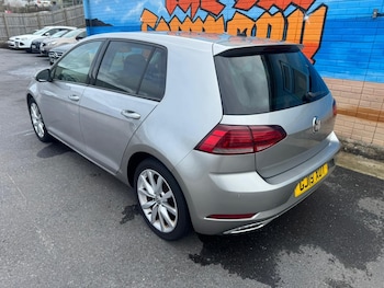Used Volkswagen Golf 2019 for sale - 75999337: Photo 3