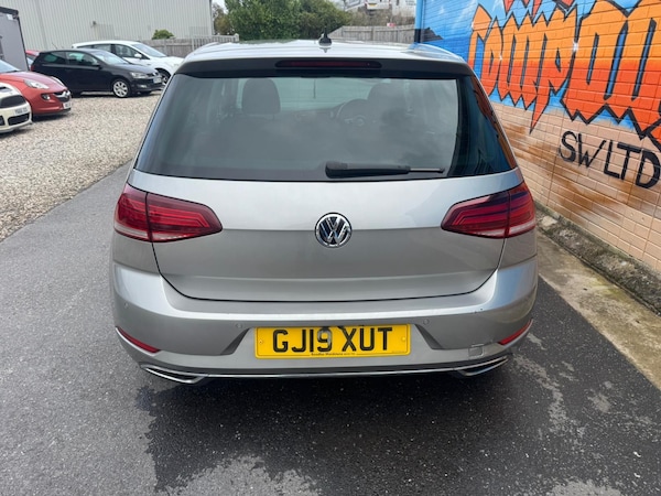 Used Volkswagen Golf 2019 for sale - 75999337: Photo 6