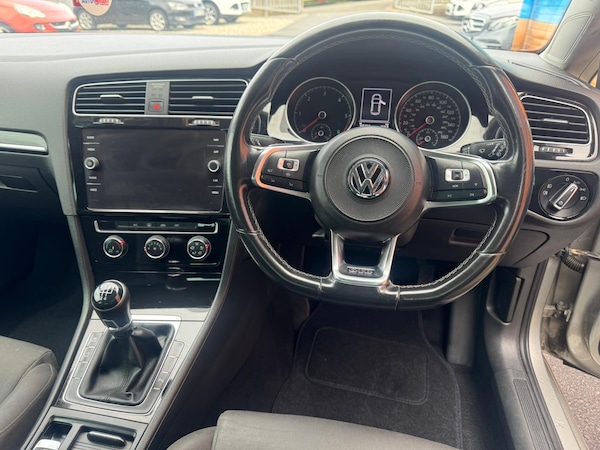 Used Volkswagen Golf 2019 for sale - 75999337: Photo 8