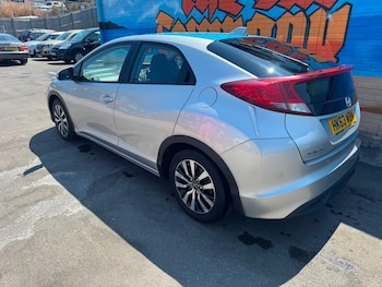 Used Honda Civic 2014 for sale - 79171072: Photo