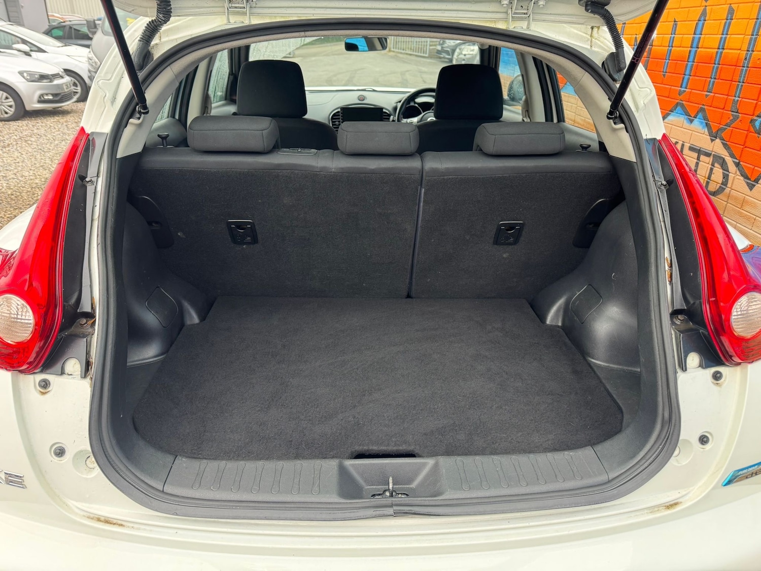 Used Nissan Juke 2011 for sale - 77747397: Photo 14