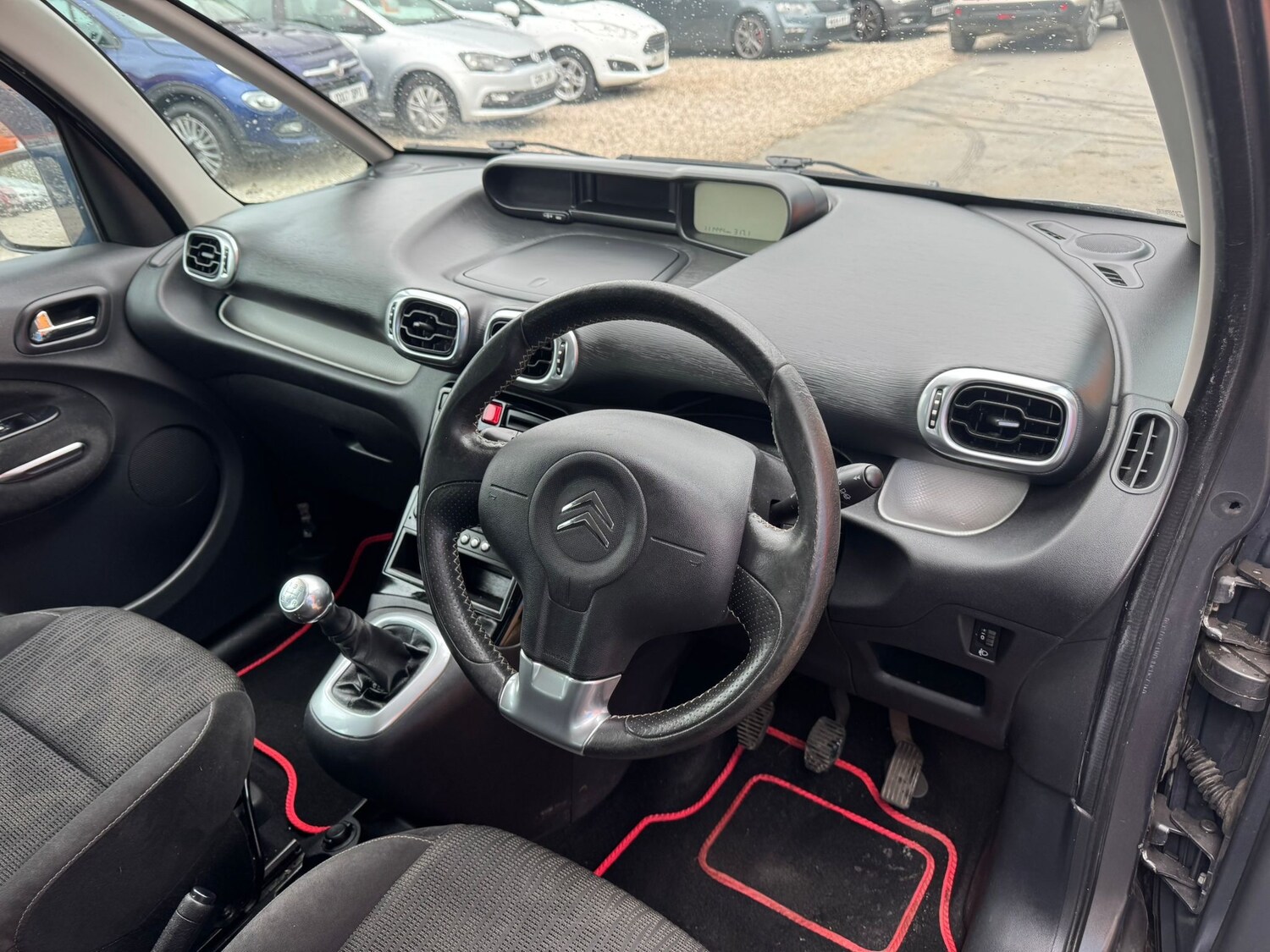 Used Citroen C3 Picasso 2010 for sale - 77679736: Photo 8