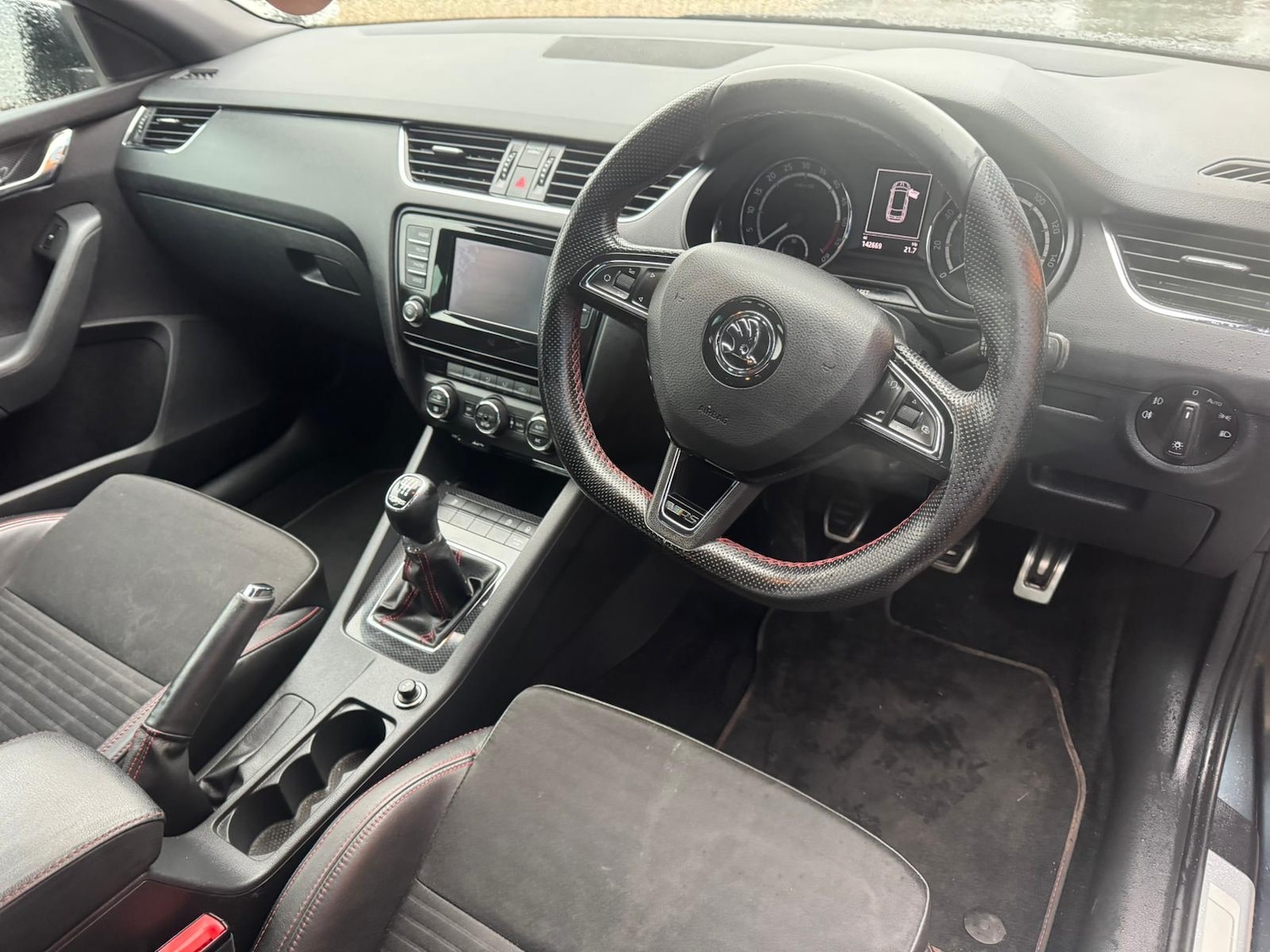 Used Skoda Octavia 2015 for sale - 77590451: Photo 8