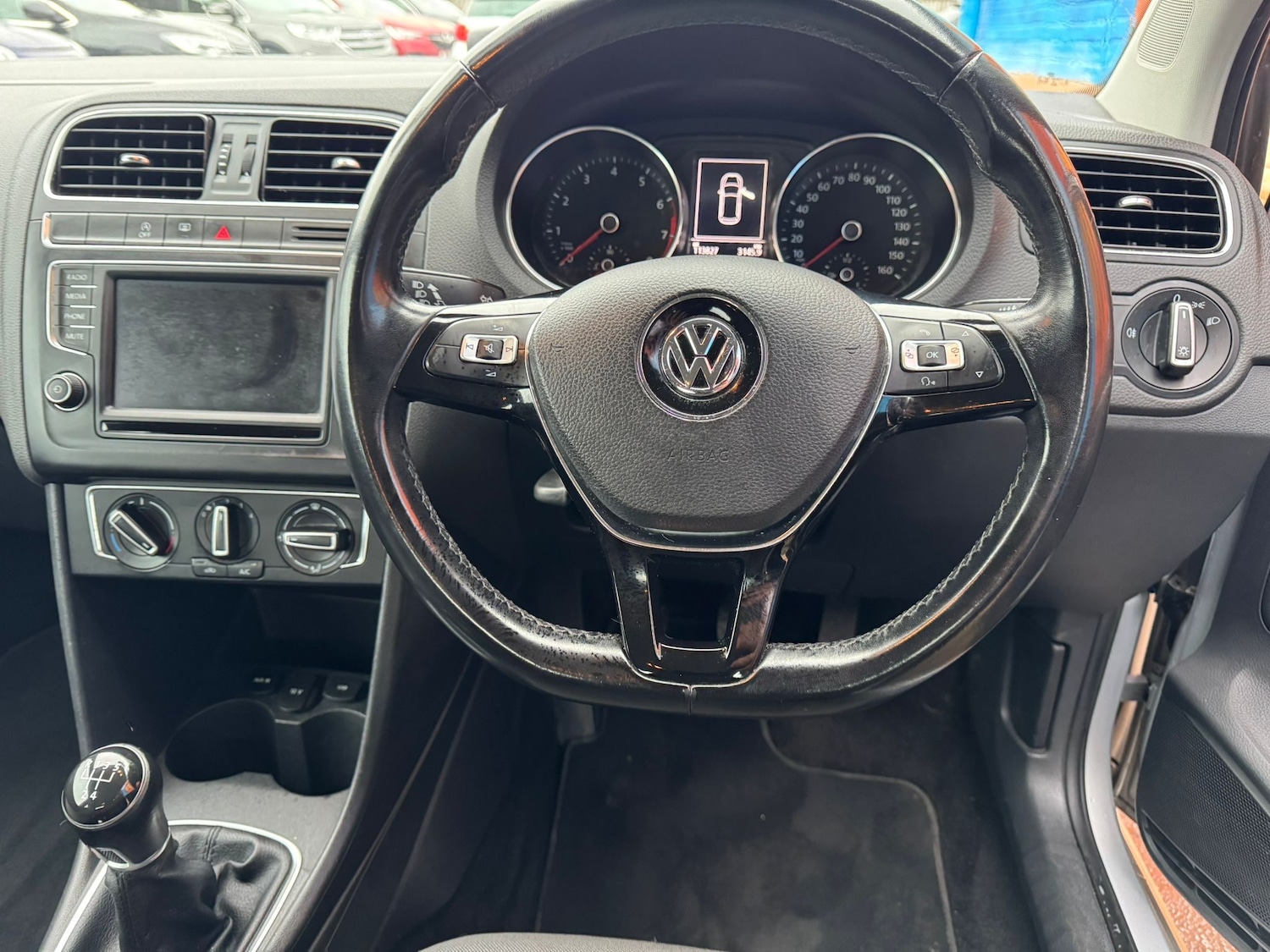 Used Volkswagen Polo 2015 for sale - 77259046: Photo 9