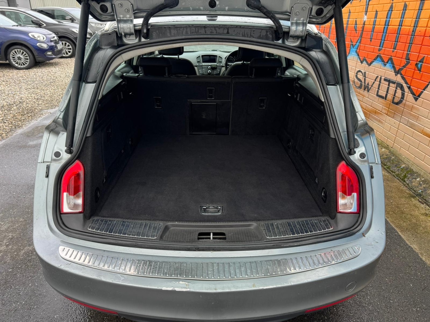 Used Vauxhall Insignia 2012 for sale - 77341045: Photo 12