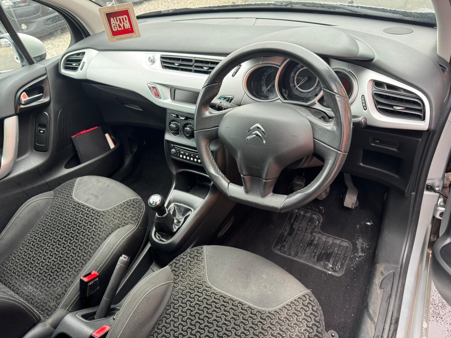 Used Citroen C3 2010 for sale - 76311717: Photo 8
