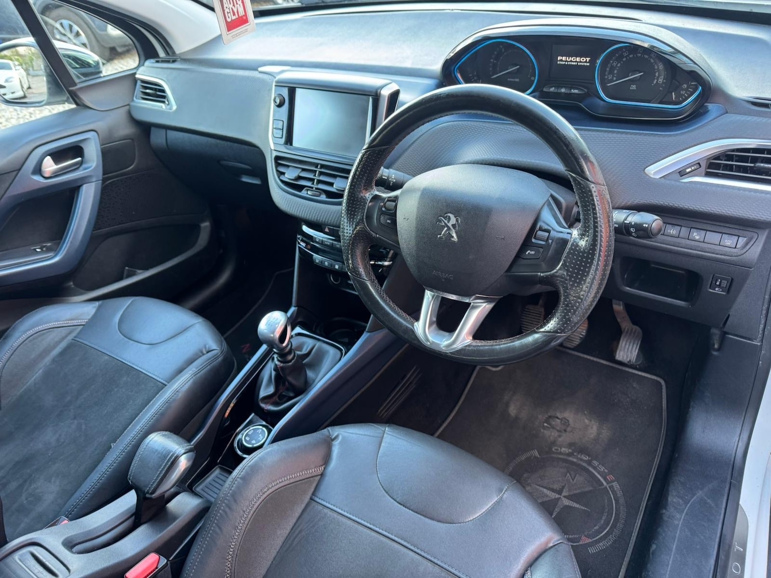 Used Peugeot 2008 2014 for sale - 77031619: Photo 8